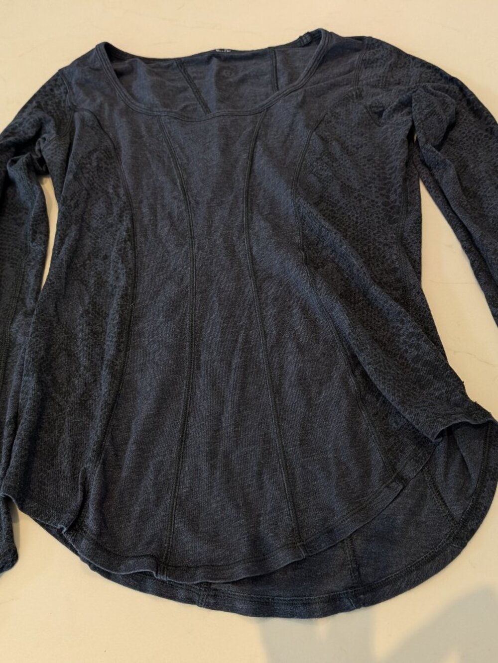 Lululemon Swiftly Tech Long Sleeve Shirt - Charcoal Grey - Size 6 EUC
